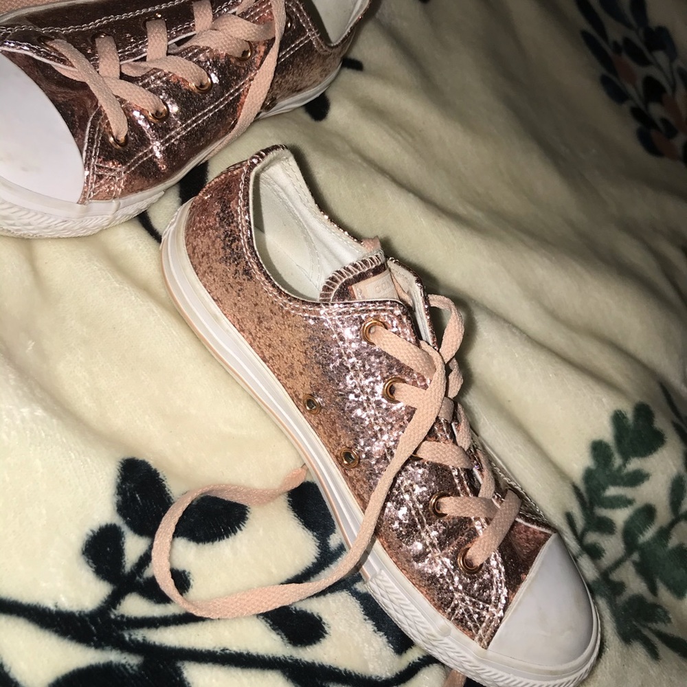 Pink glitter converse!💥